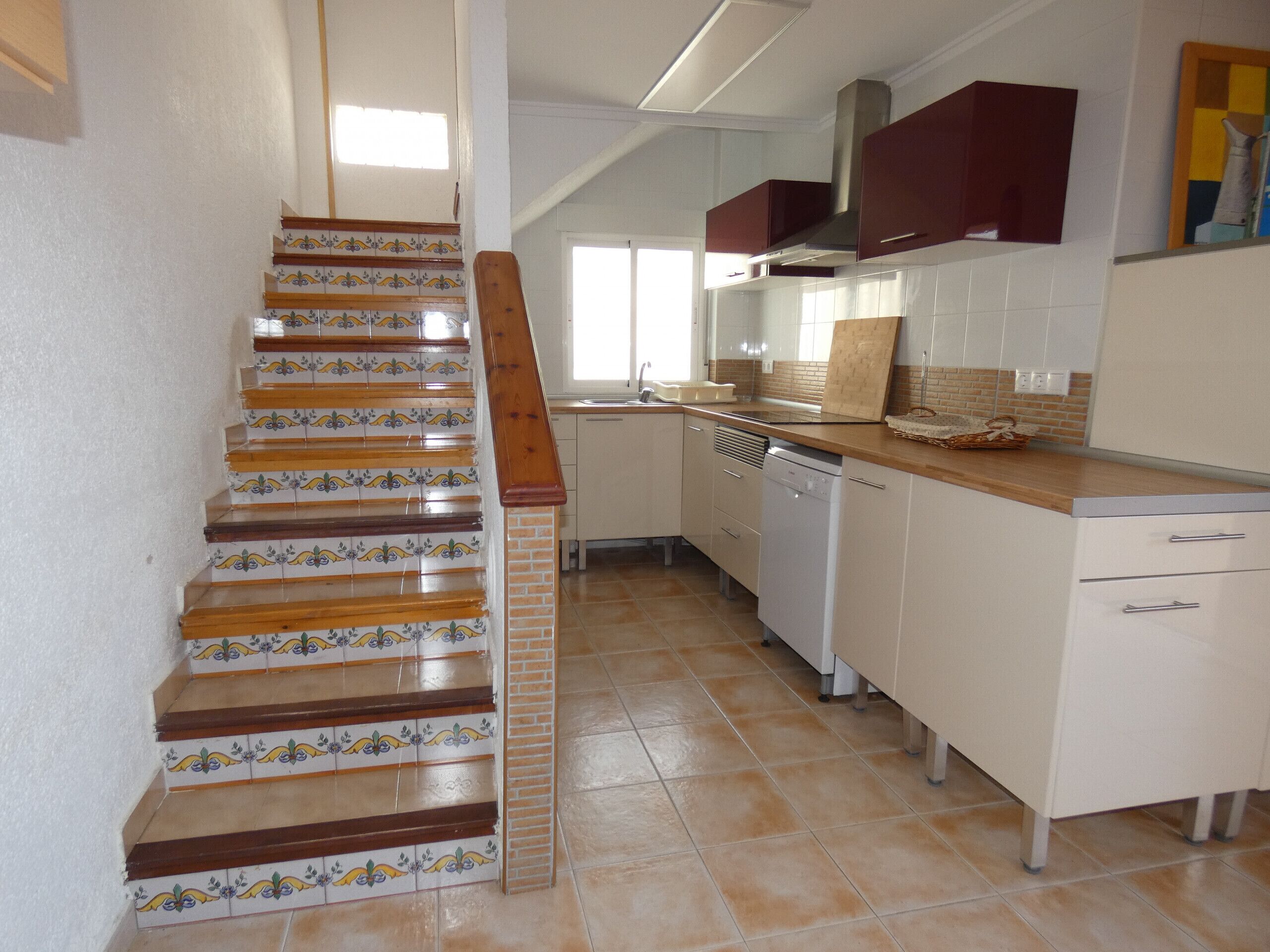 Réfrigérateur, micro-ondes, four, lave-vaisselle