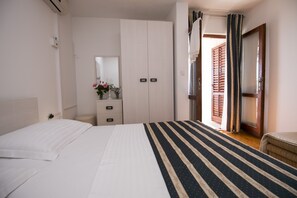 1 bedroom, in-room safe, iron/ironing board, WiFi