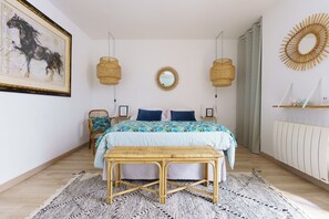 1 habitación, escritorio y insonorización 
