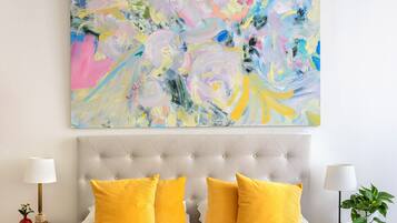 1 bedroom, iron/ironing board, travel cot, free WiFi