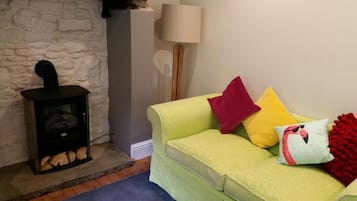 TV, fireplace, stereo