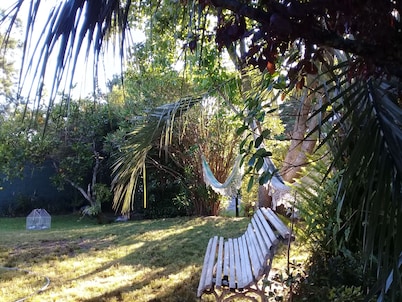SIMPÁTICA HOUSE OF 2 BEDROOMS 7 BLOCKS FROM THE BEACH MANSA