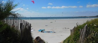 ROSCOFF BATZ SANTEC島の近くのブルターニュの終わり500mビーチ