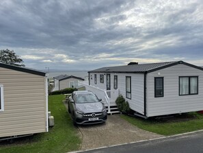 Exterior - Rambling Rose caravan with sea view on Rockley Park (Poole)