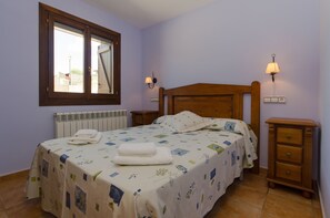 2 bedrooms, free WiFi, bed sheets - Casa Soltero - Apartamento Ordesa (Aguascaldas, Valle de Bardají)