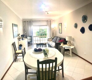 Dining - Vilamoura - 2 bedrooms with pool and garden (Quarteira)