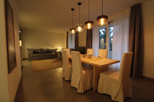 Large modern family-friendly apartment in front of the Kaiserburg just minutes away