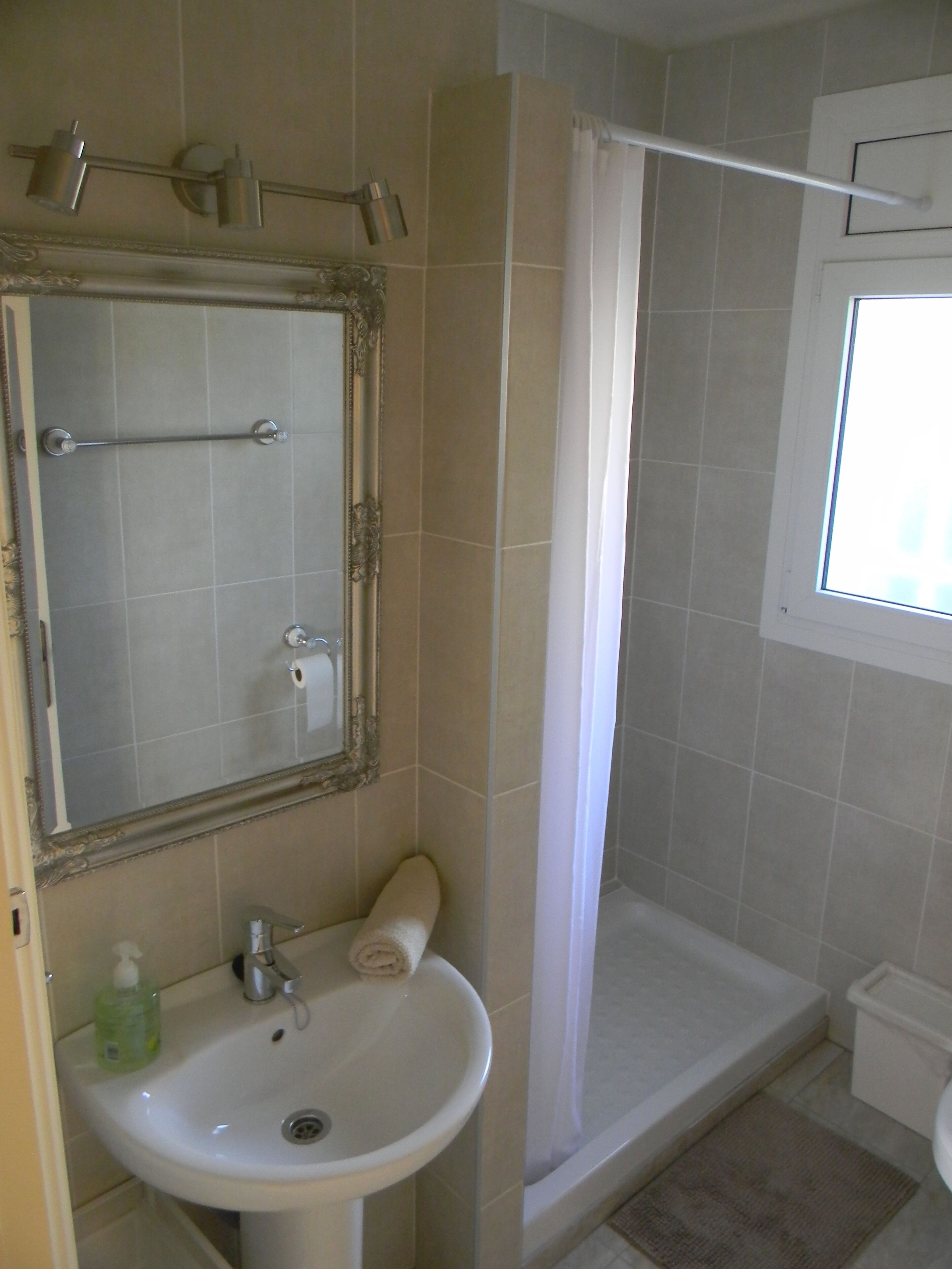 Lovely 2 bedroom villa with private pool(2)