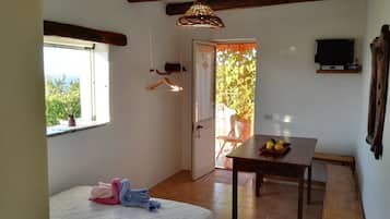 1 quarto, roupa de cama