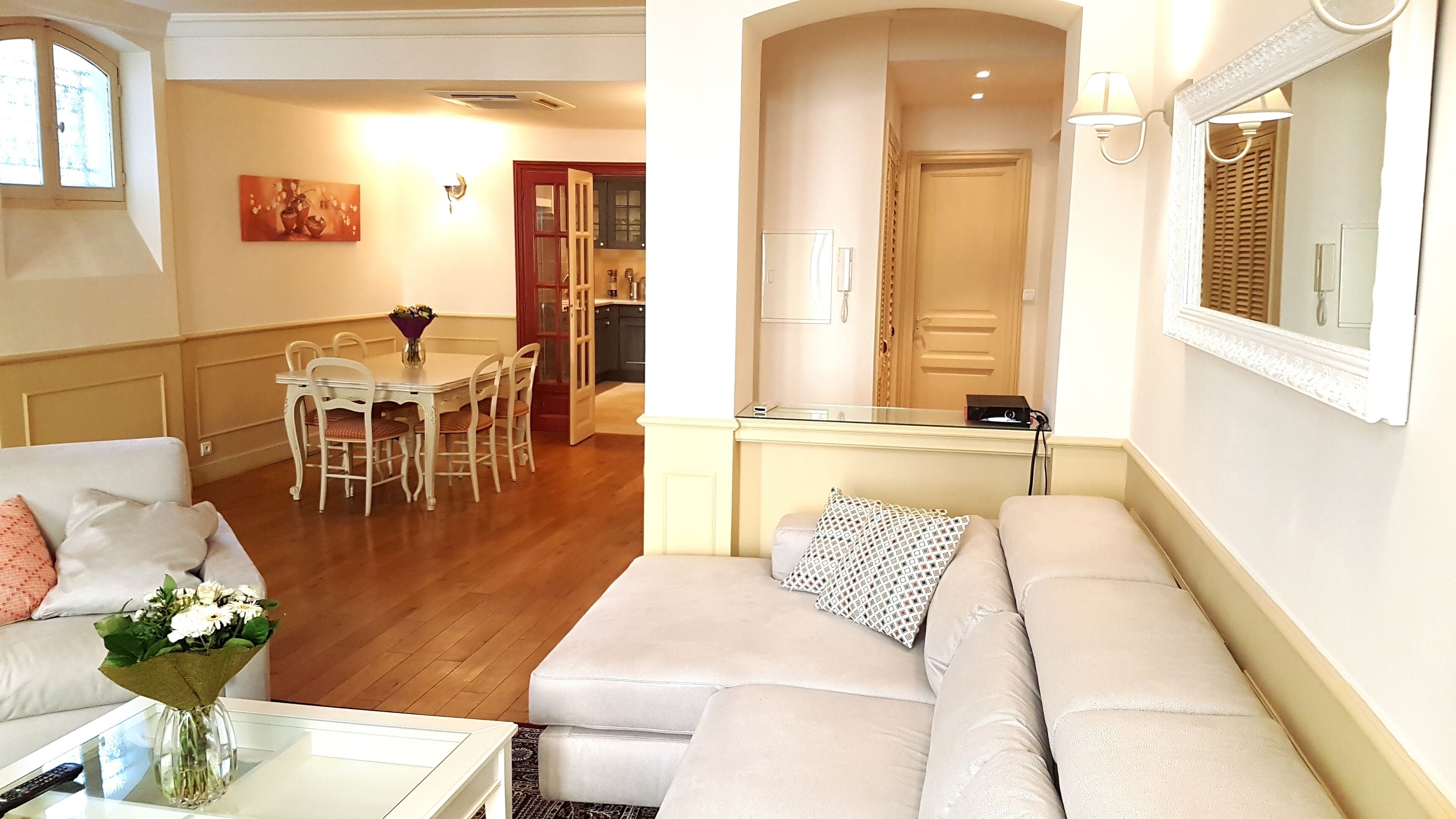 Luxurious app. 2 bedroom in the center of Cannes