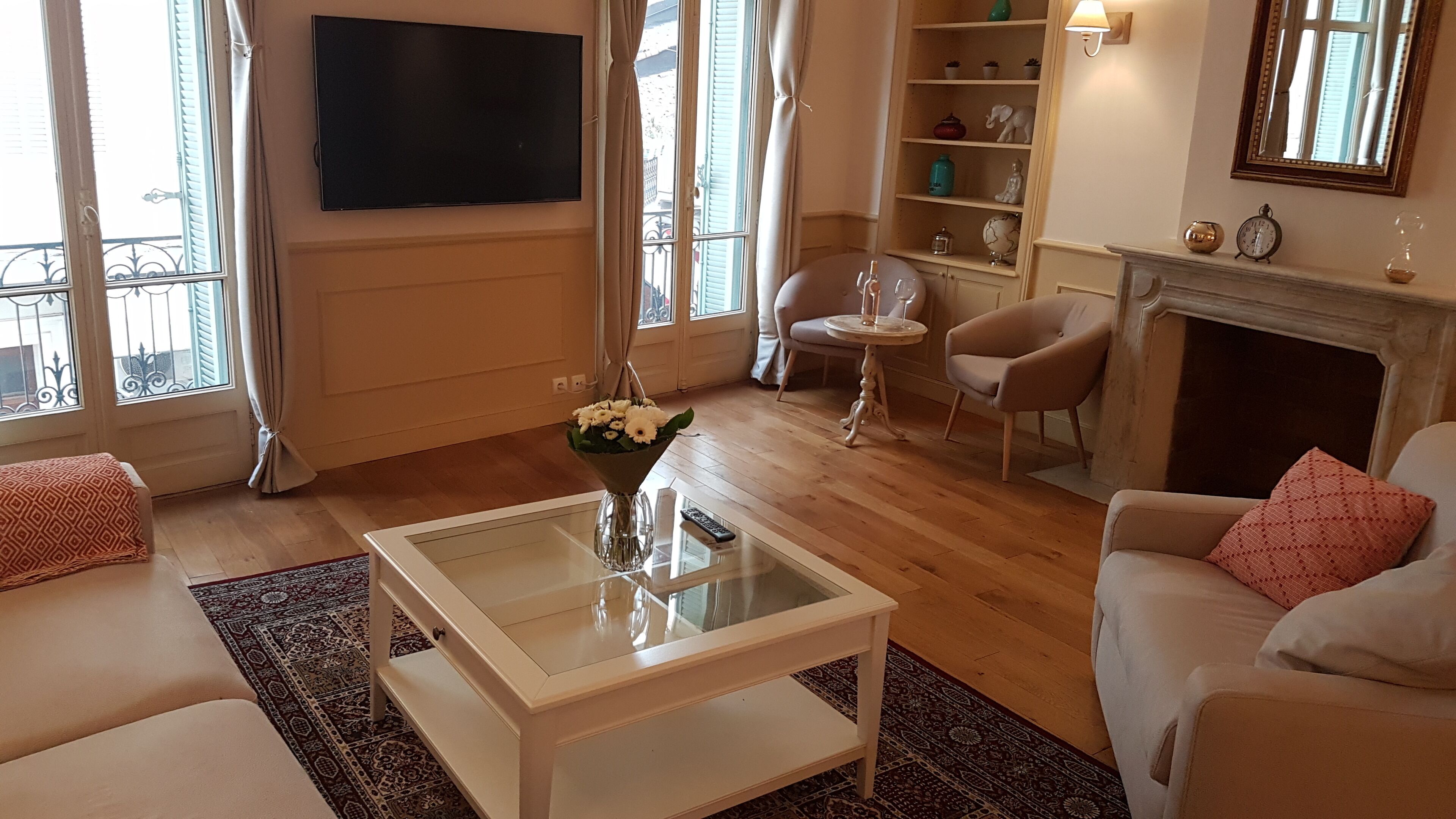 Luxurious app. 2 bedroom in the center of Cannes