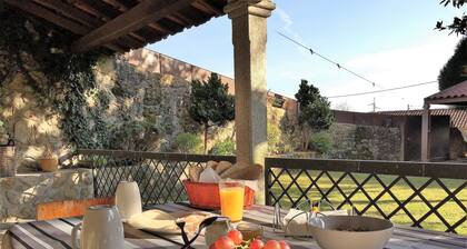 Hostal con piscina en el corazón de Minho