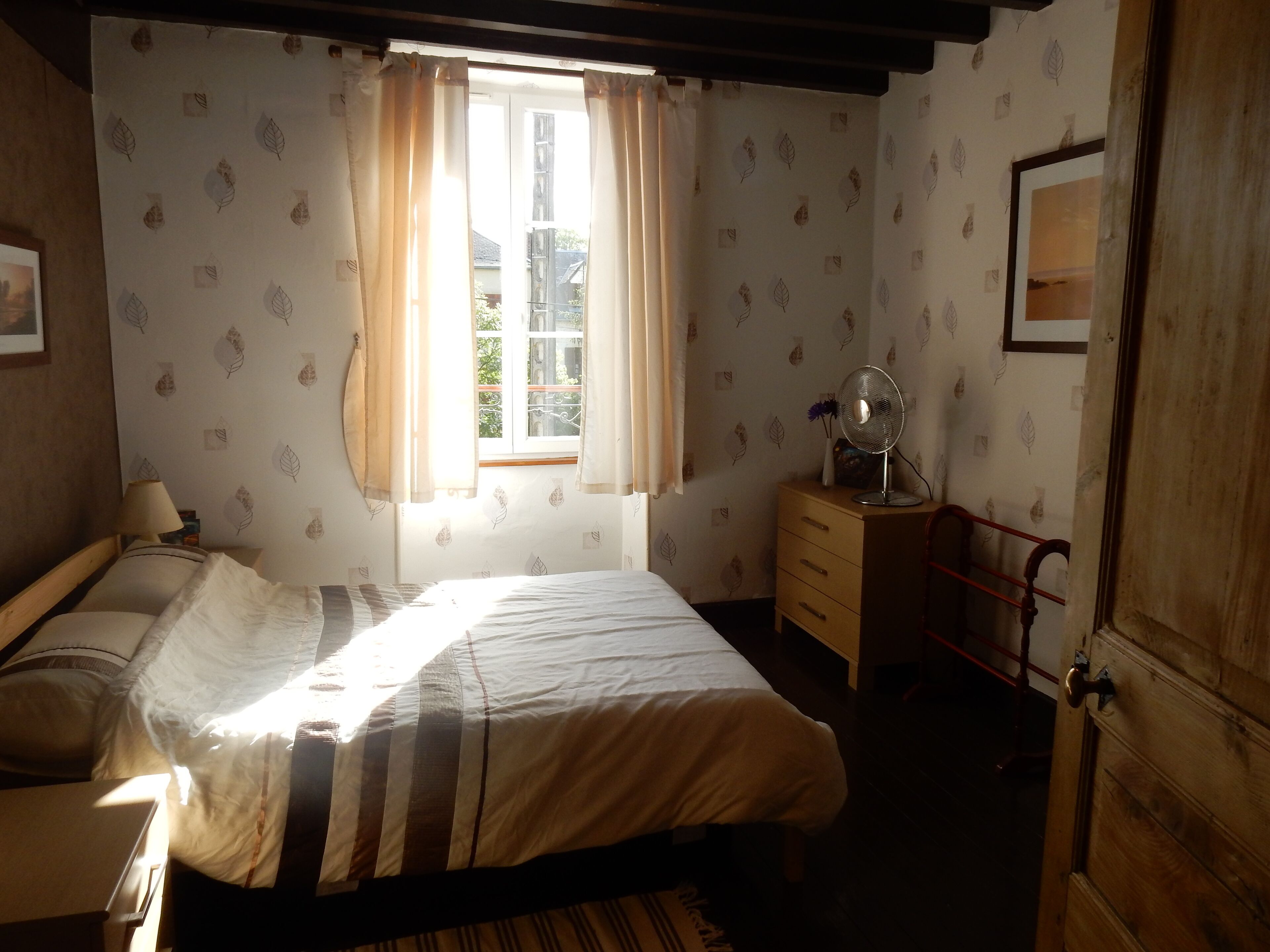 5 soverom, strykejern/-brett og sengetøy