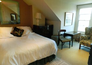 2 bedrooms, iron/ironing board, free WiFi, bed sheets - Chiswick, London  W4, Luxury 2 bedroom, 2 bathroom, 1 shower, maisonette. (Chiswick, London)