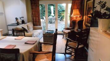 Smart TV, DVD player