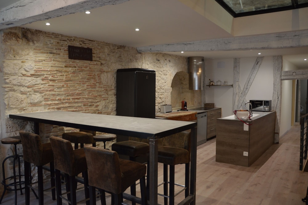 Ô Coeur d'Issigeac, spacious loft of the 15th century.