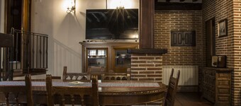 Casa Rural Paco per 9 persone