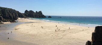 Self Catering Rural Farm Cottage + Heated Pool Cornwall 