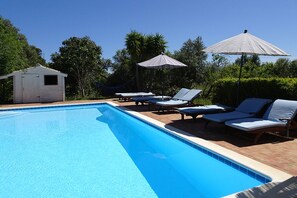 Outdoor pool - Peaceful Algarve Cottage, Yoga, Pool & Countryside (Lagos)