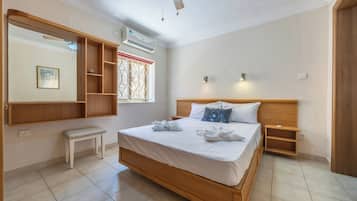 1 bedroom, free WiFi, bed sheets