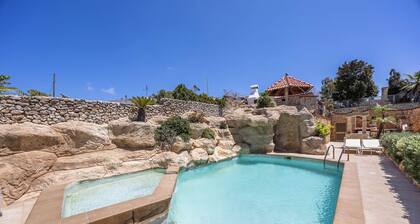 Santa Maria Villa Wohnung (C) Shared Pool, 1 Schlafzimmer, 3 bietet Platz für bis zu, WLAN