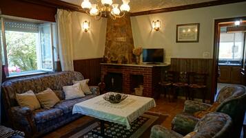 Chimenea y tenis de mesa