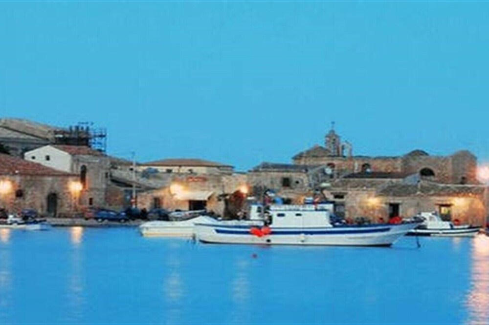 Small villa in Marzamemi