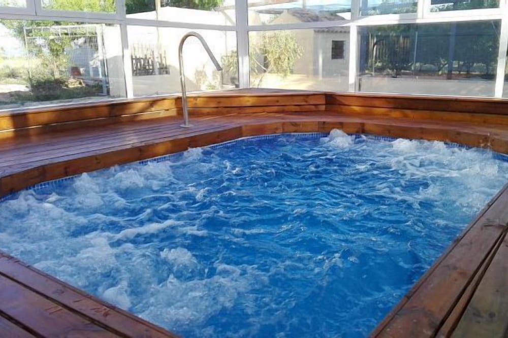 Casas Noguericas for 2 people