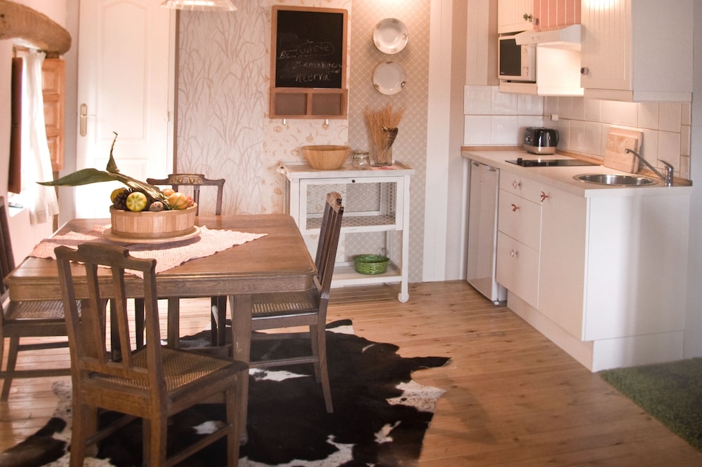 Charming rural house, in a very pretty and quiet village. Spectacular views