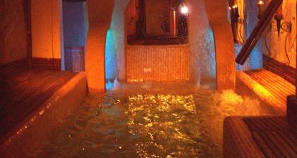 Turalcaraz - Renaissance Spa House