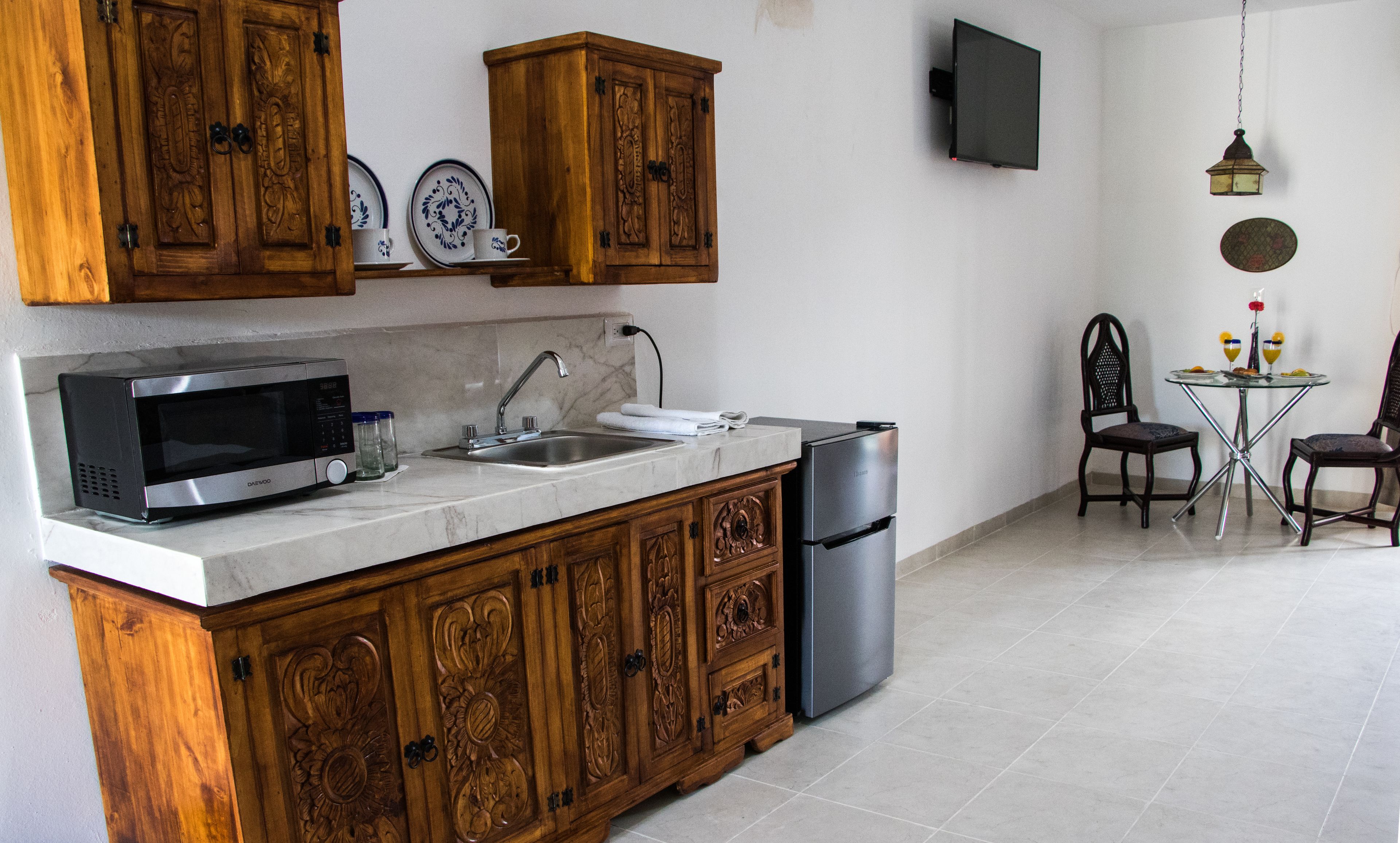 family suite, non smoking, city view | room amenity