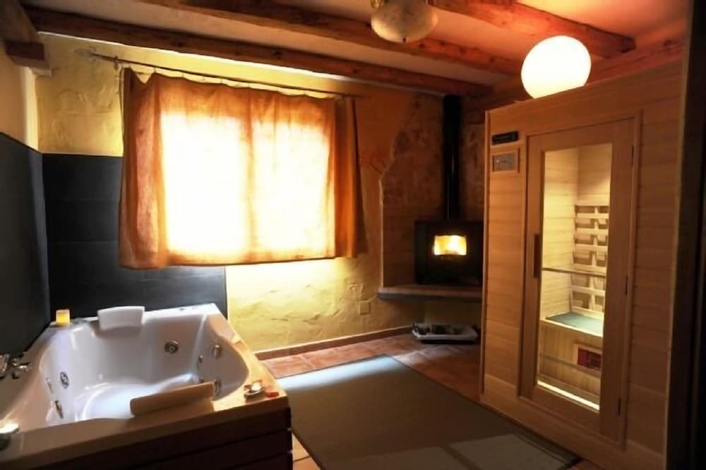 Casa Arce (full rental) El Rincón de Monasterio & SPA for 2 people