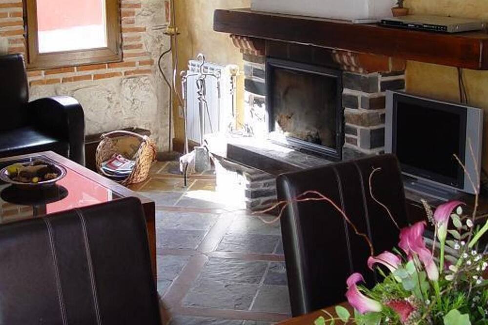 Rural house in Olmedo (Spain) 6 pax