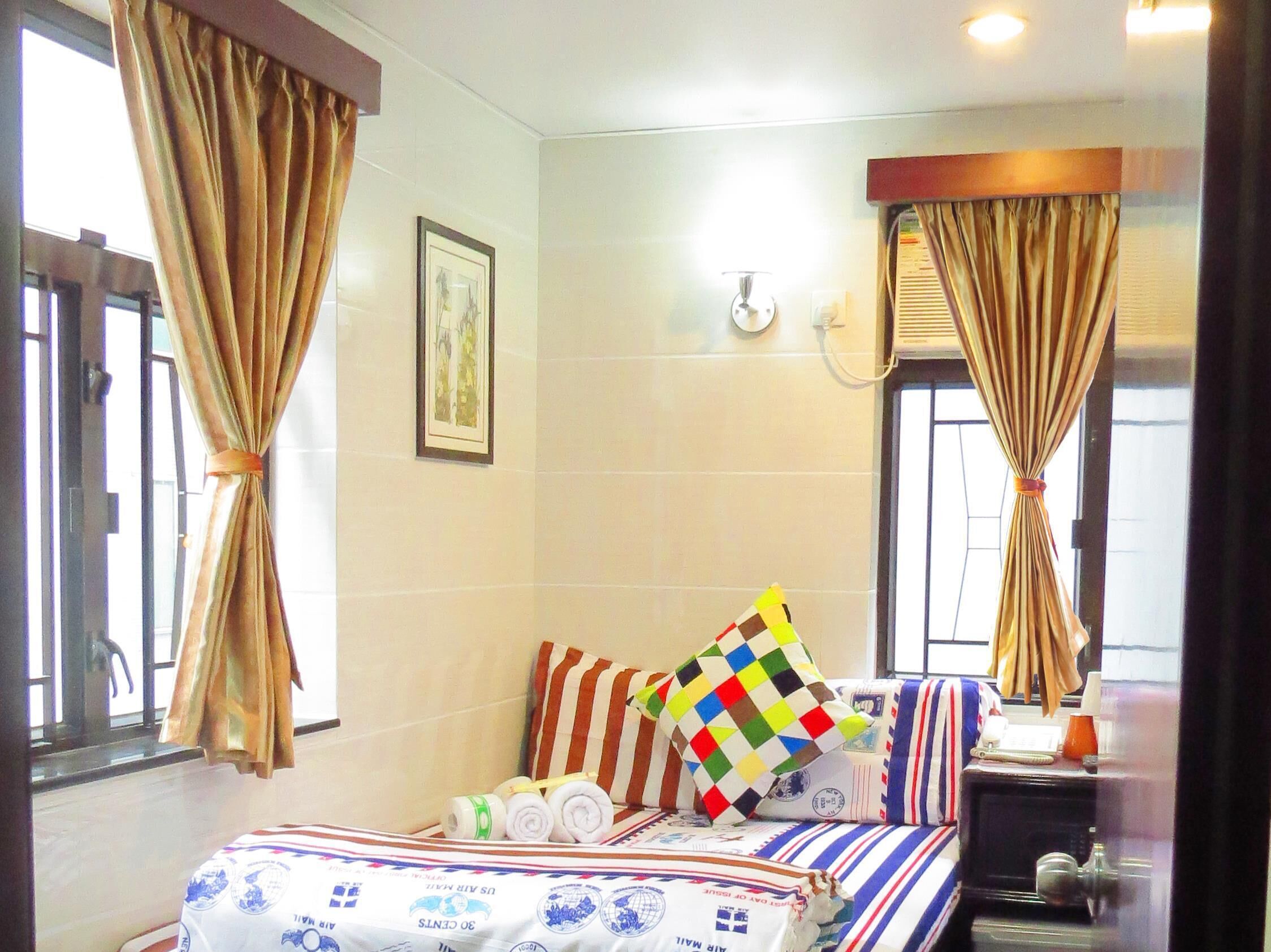 Photo - Pacific Lodge 24 HOUR Reception 10th Floor Block D & E