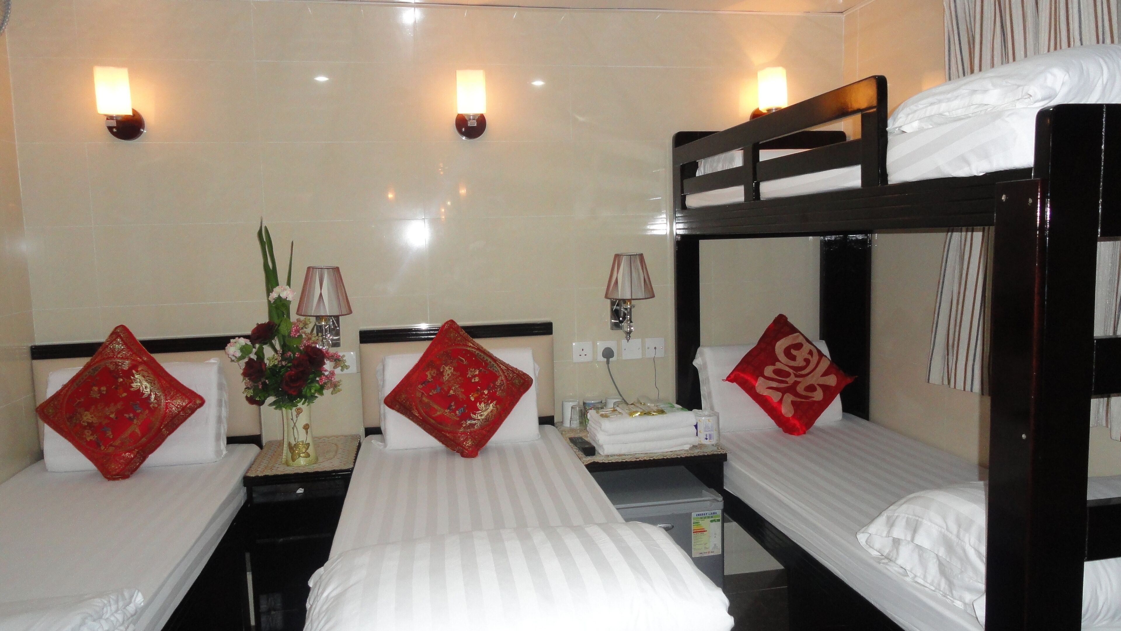 Photo - Pacific Lodge 24 HOUR Reception 10th Floor Block D & E