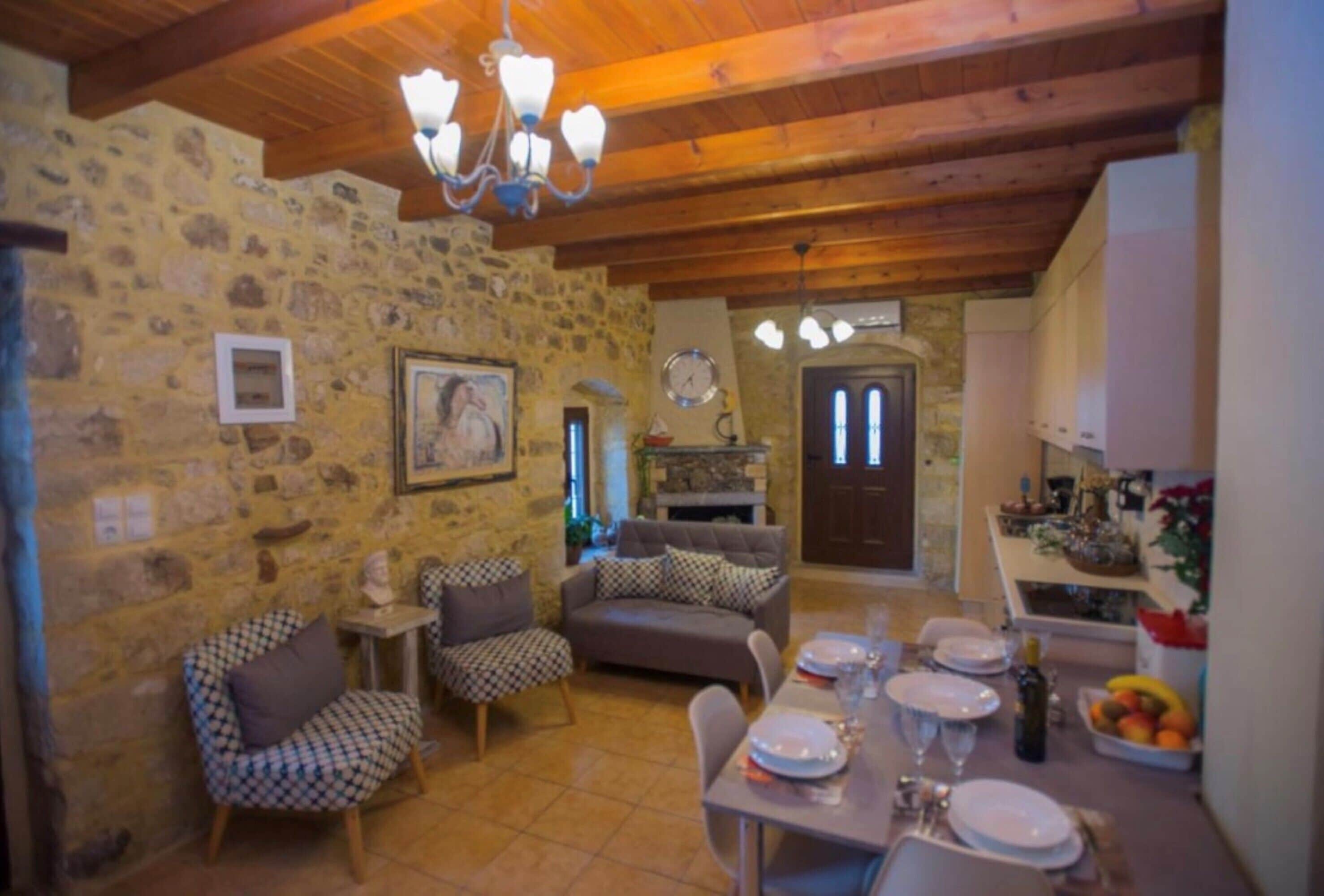 Rebuild traditional manor(ideal for relaxation)-Villa Kamelia in SOUTH CRETE