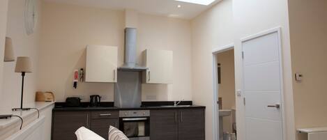 Bügeleisen/Bügelbrett, kostenloses WLAN, Bettwäsche