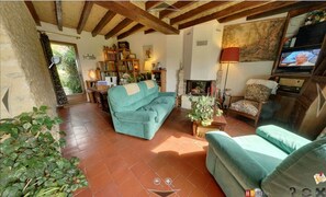 TV, fireplace, DVD player, table tennis