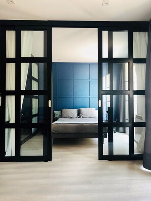 2 bedrooms, bed sheets