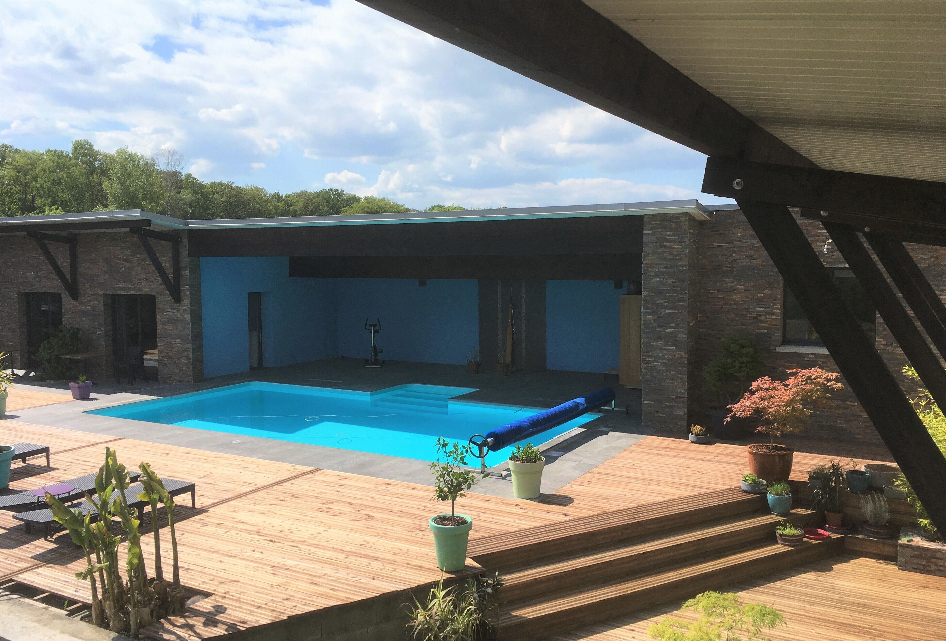 23M2 GITES with terrace, heated swimming pool, SPA and sauna
