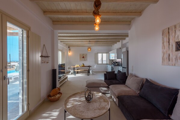 TV, DVD player, stereo