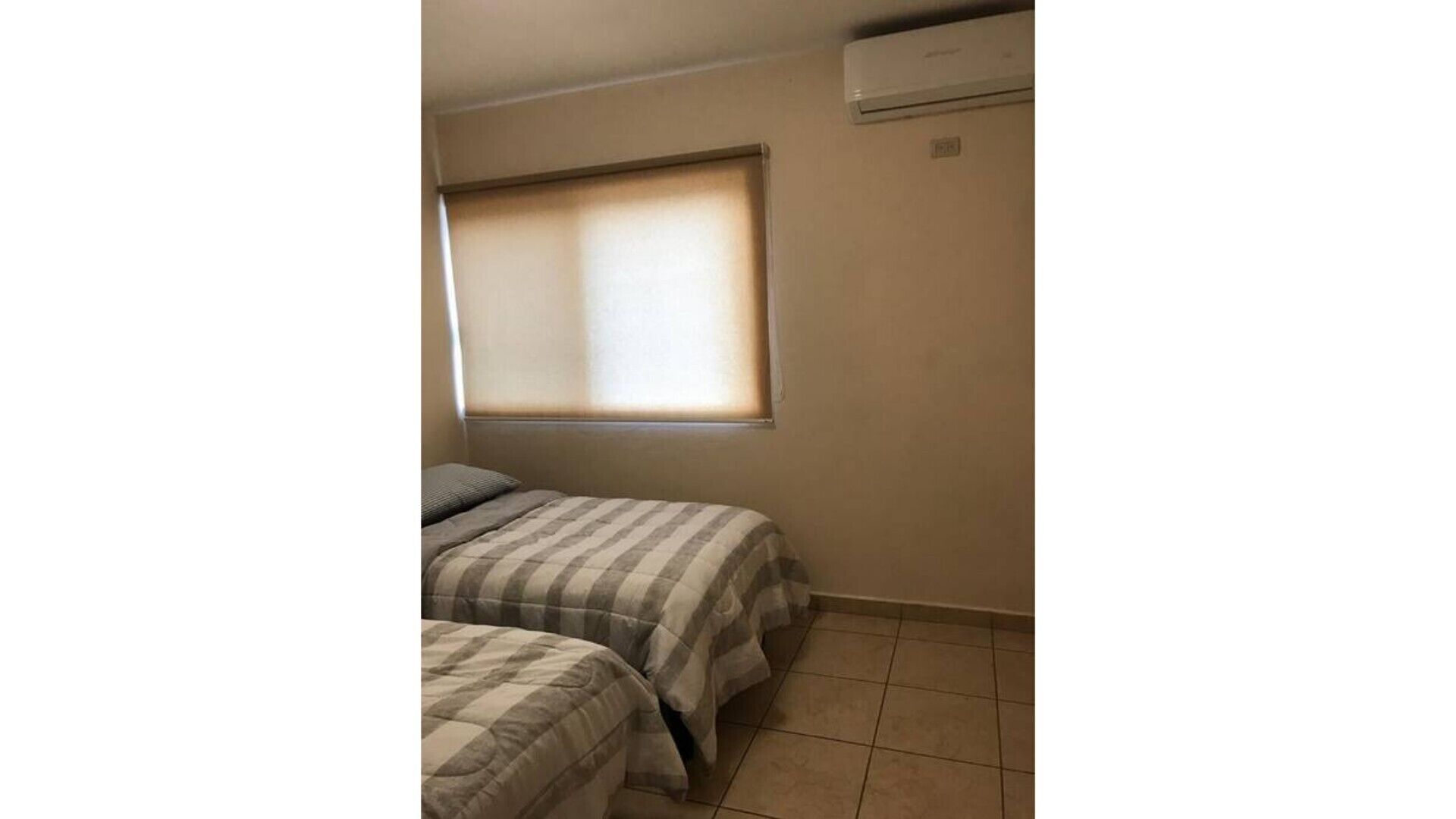 Double bed dep all services / IV