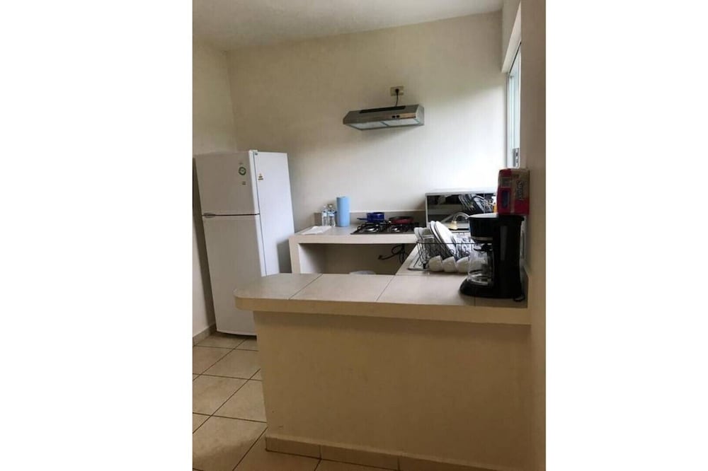 Double bed dep all services / IV
