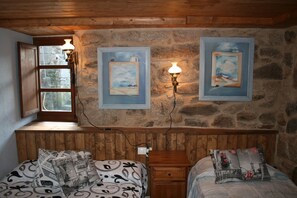 1 bedroom, iron/ironing board, bed sheets