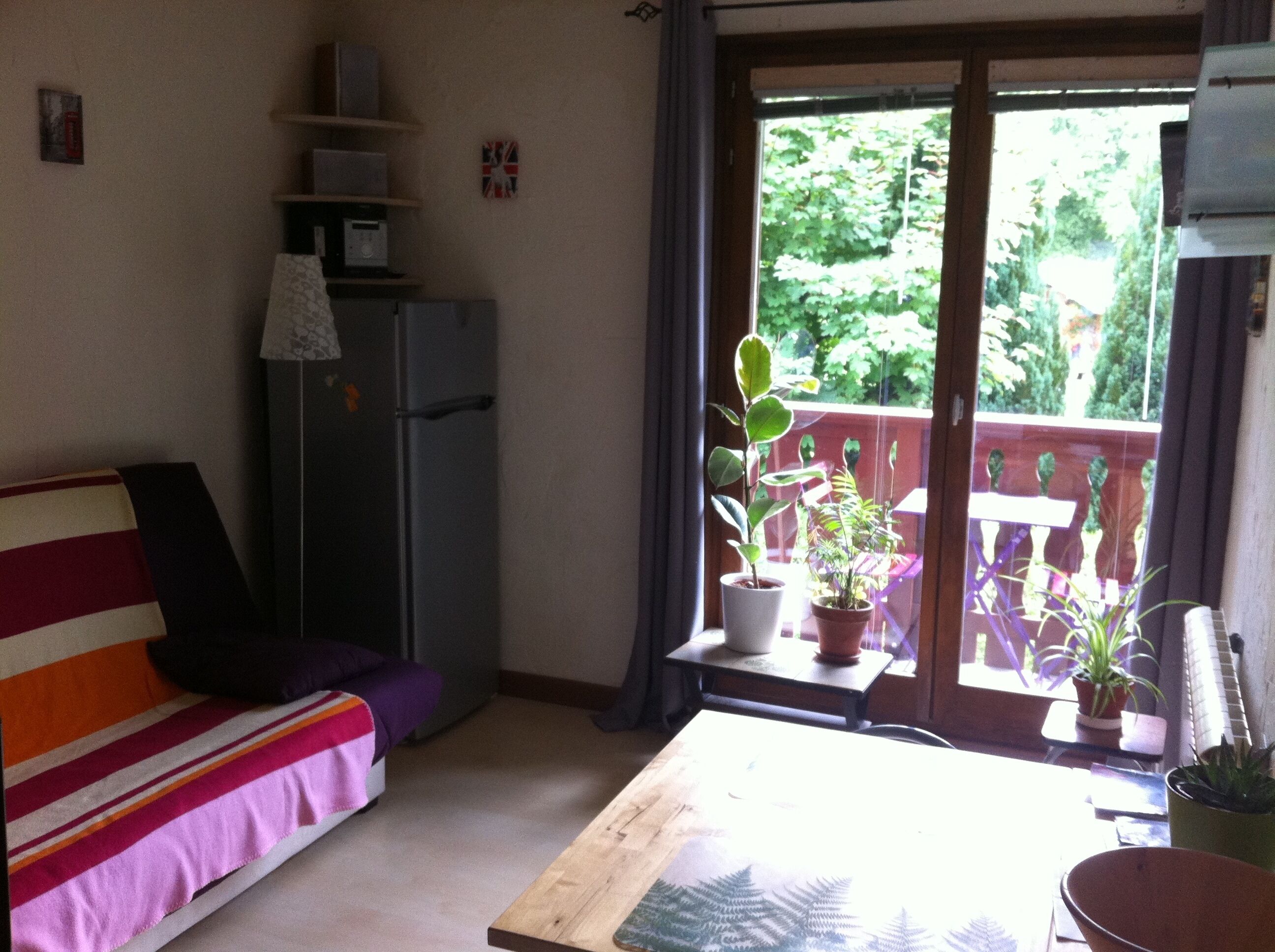 2** mountain and ski WIFI apartment with mountain and nature view balcony.<br>