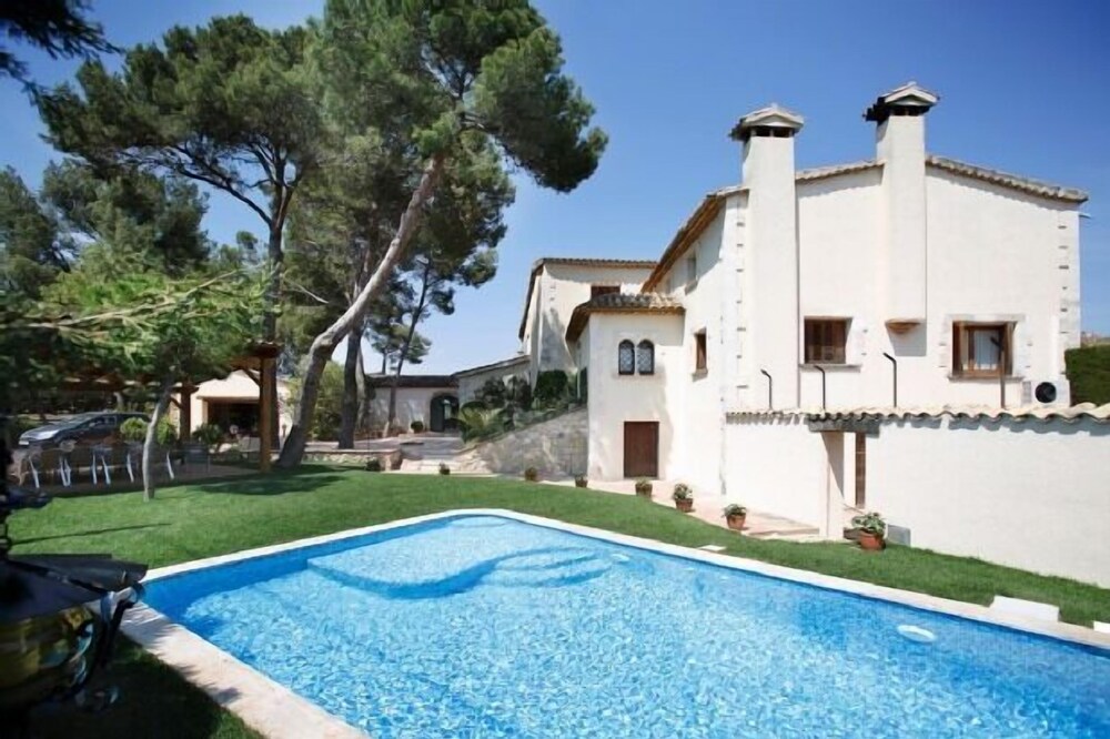 Self catering Can Ferran for 15 people