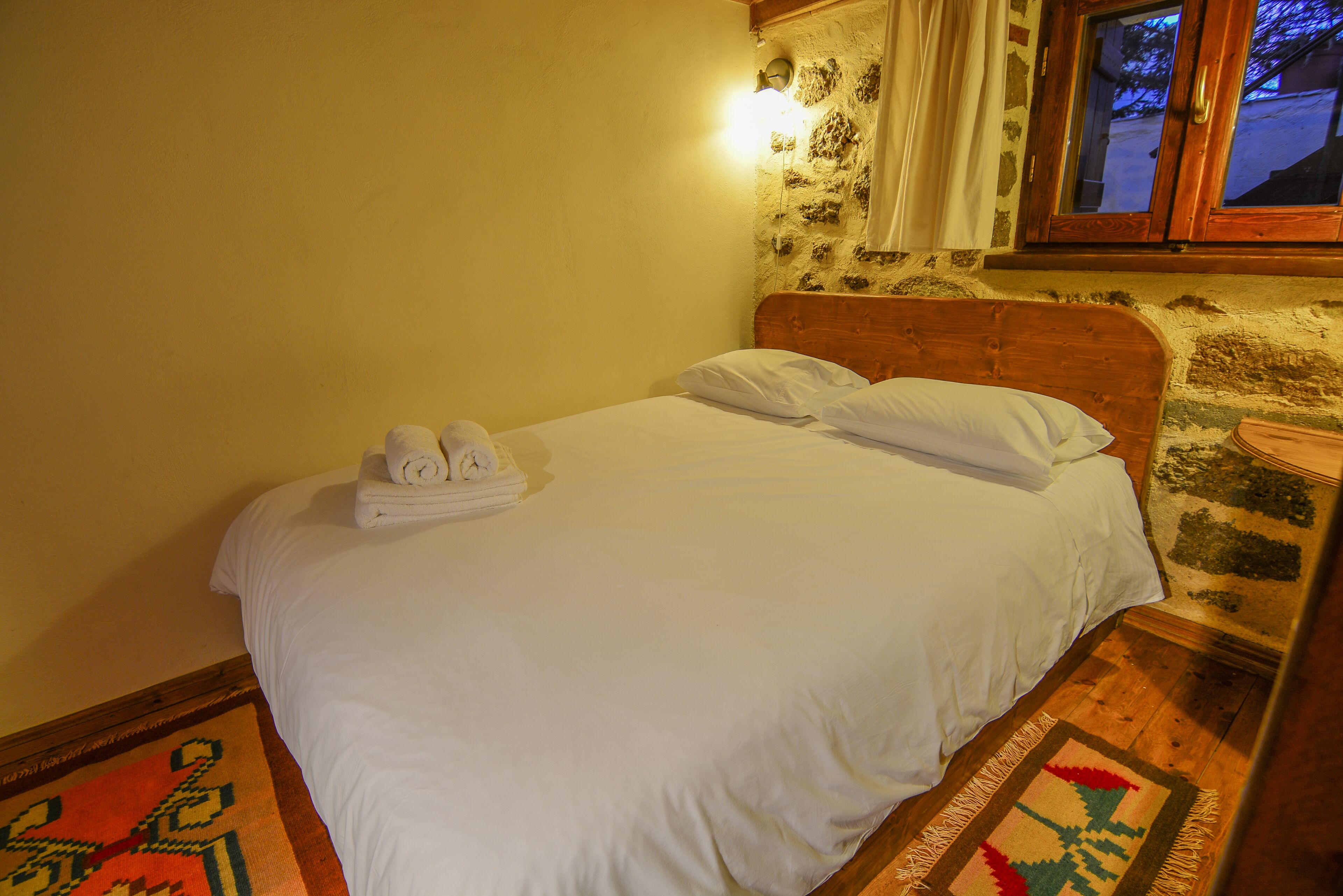 Irida, two bedroom traditional stone house