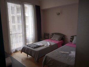 3 Schlafzimmer, Bügeleisen/Bügelbrett, Internetzugang, Bettwäsche