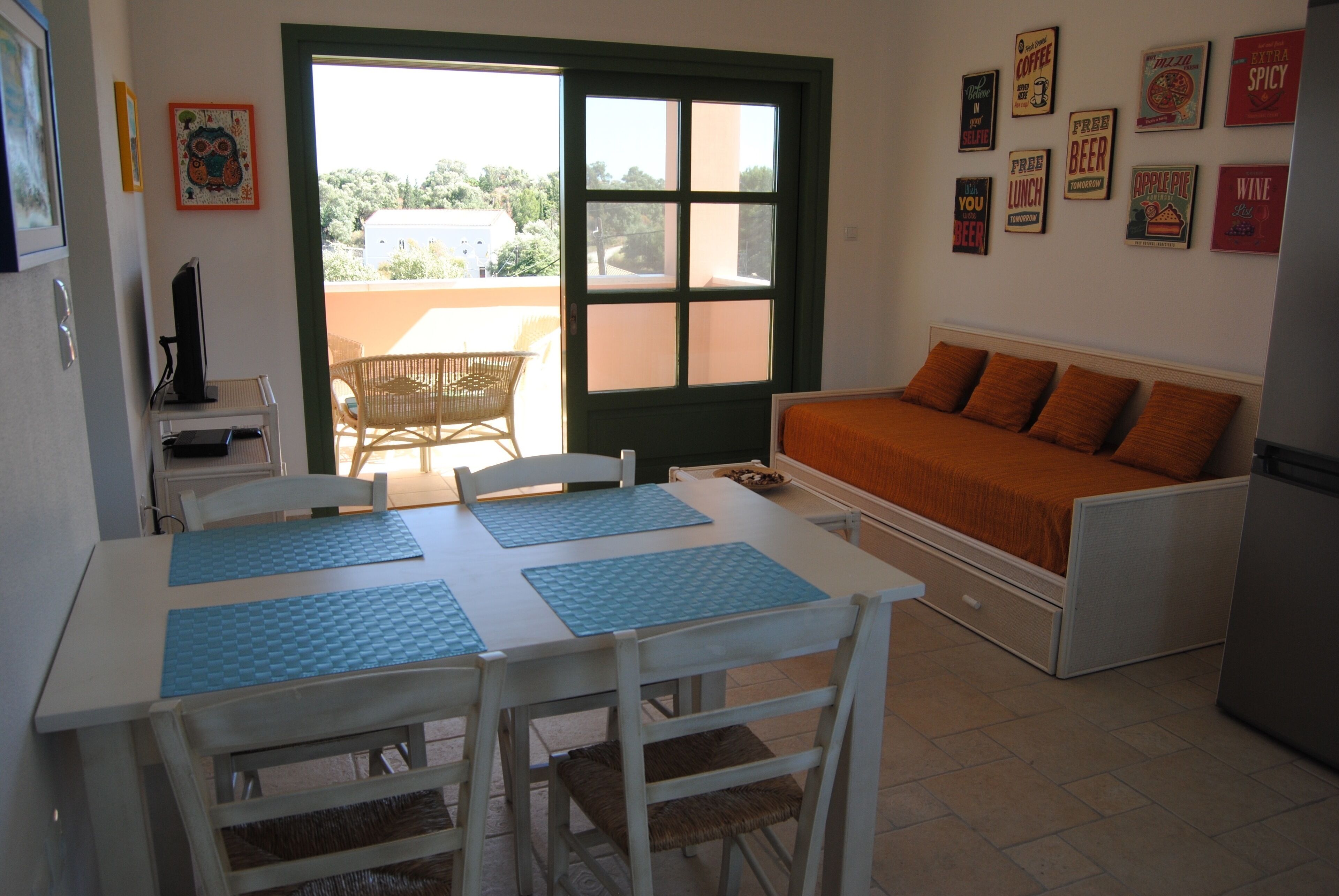 VILLA TATI STUDIOS APT3