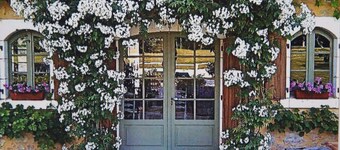 Belle villa au bord de la rivière avec piscine d'eau salée chauffée, à 10 min à pied de Tremolat 